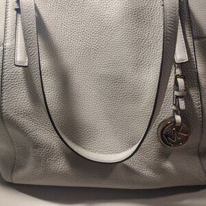Jet set Micheal Kors purse